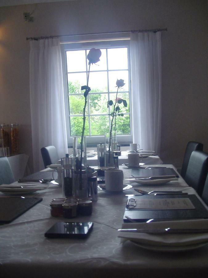 Aaron Glen Guest House Loanhead Exteriör bild